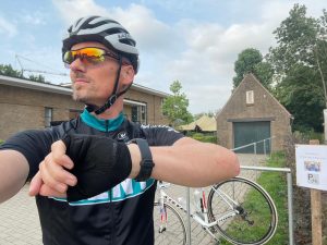 Fietsers op mooie locatie